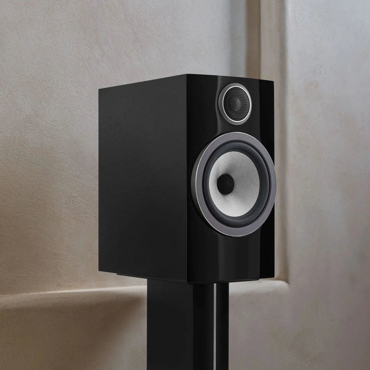 Букшелф тонколони B&W 706 S3 - Sofia Audio Center