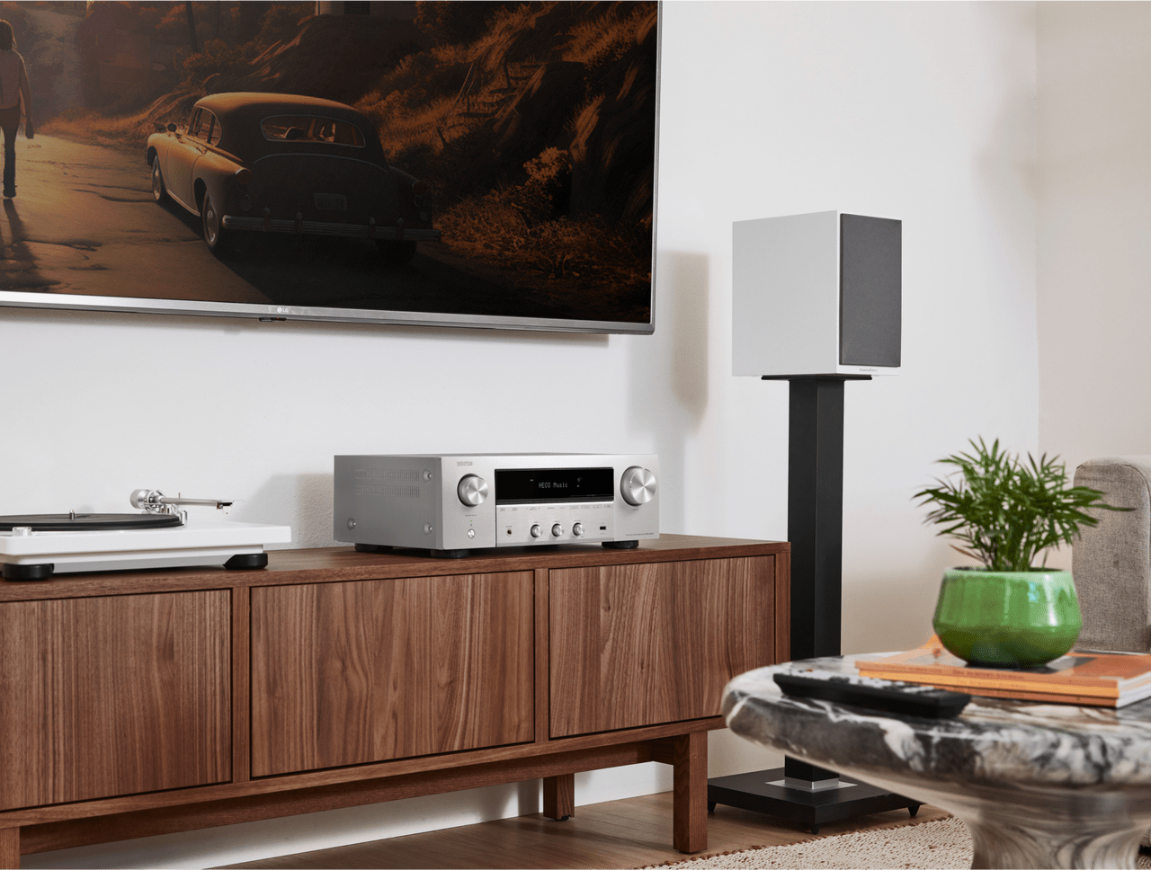 Ресивър за домашно кино с 2 канала Denon DRA - 900H в интериор сребърен