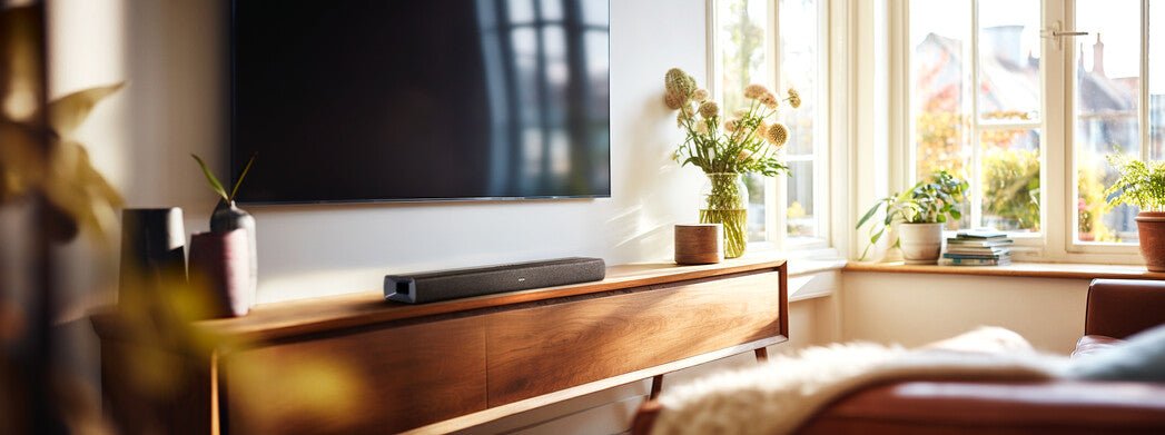 Саундбар Denon DHT 218 в интериор